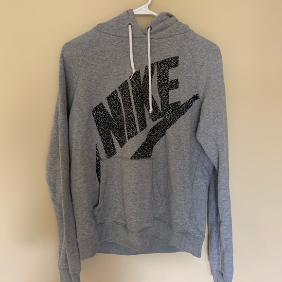 Nike sweatshirt